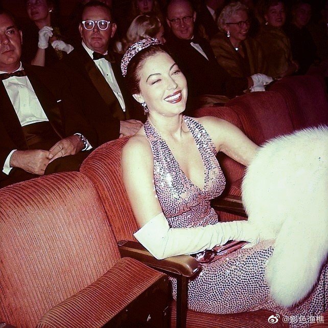 艾娃．嘉德纳，这个女人不寻常。 ​​​