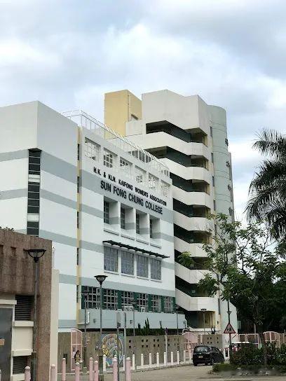 【香港离职教师向学生派“独”毛