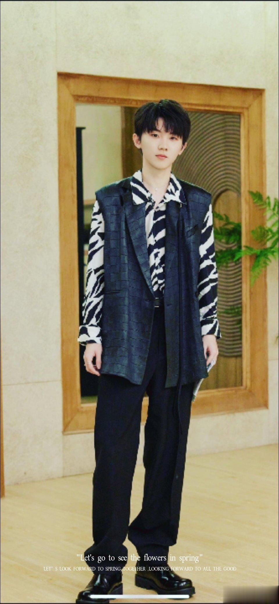 #马嘉祺[超话]#mjq#马嘉祺巧乐兹品牌代言人# mjq#马嘉祺全能c位唱跳双