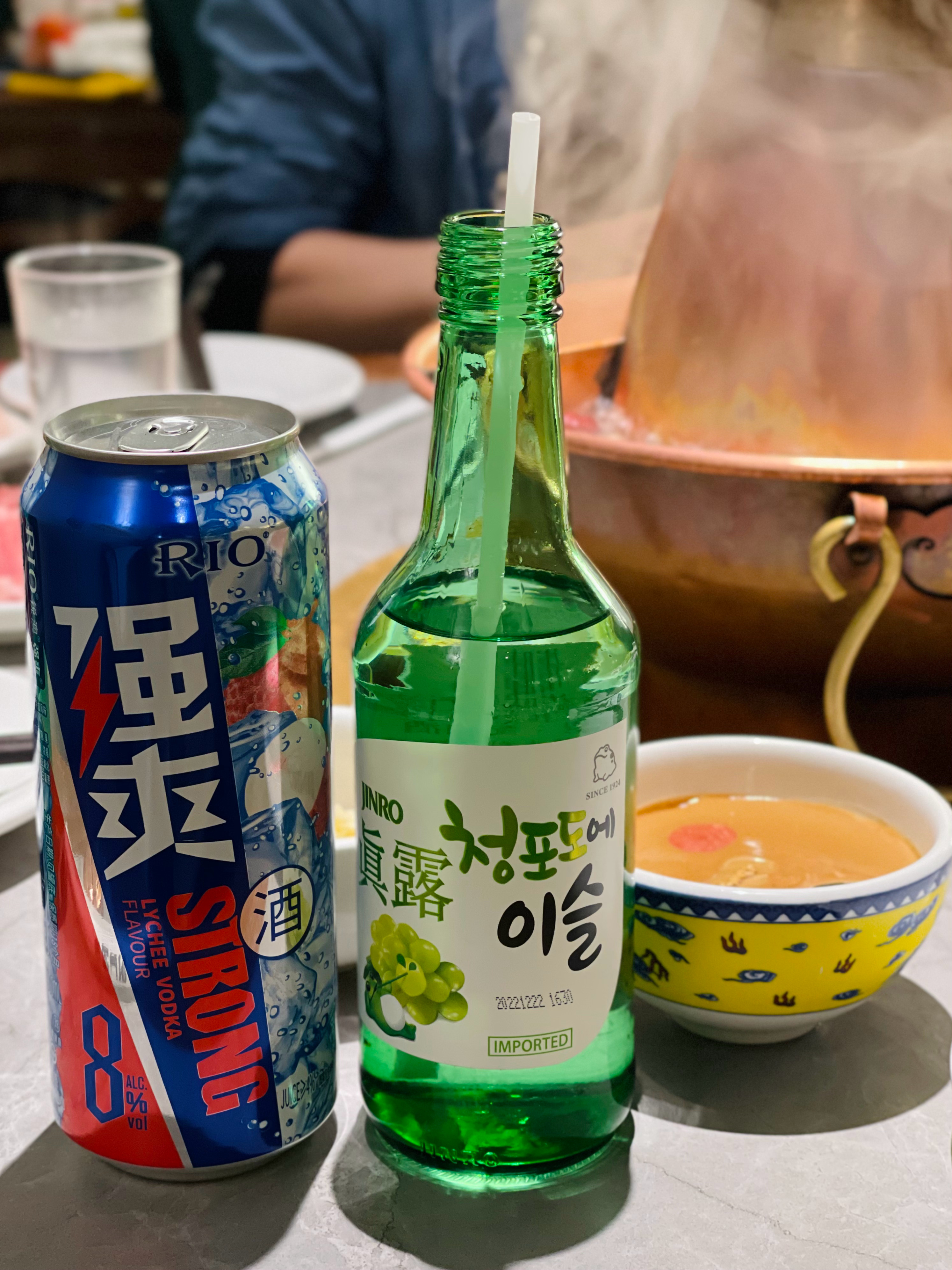 不要轻易尝试这种喝法。吐了三次的我如实说到。  ​​​