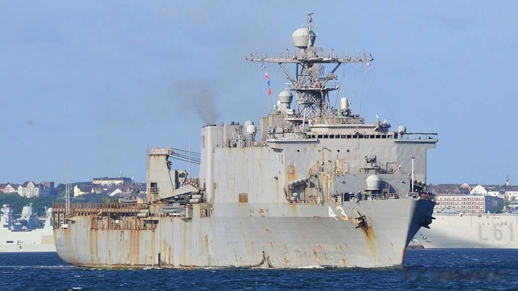 鹰酱看来在叙利亚没偷到啥石油，船都锈成这样了也不修修！[狗头]