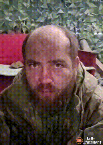 在Avdiivka的另一个战区，被俄军顿涅茨克110旅俘虏的乌克兰武装分子，对自