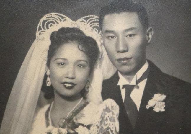 #历史那些事[超话]#孔令仪下嫁“凤凰男”，嫁妆塞满2架飞机，只换来终生不育的下