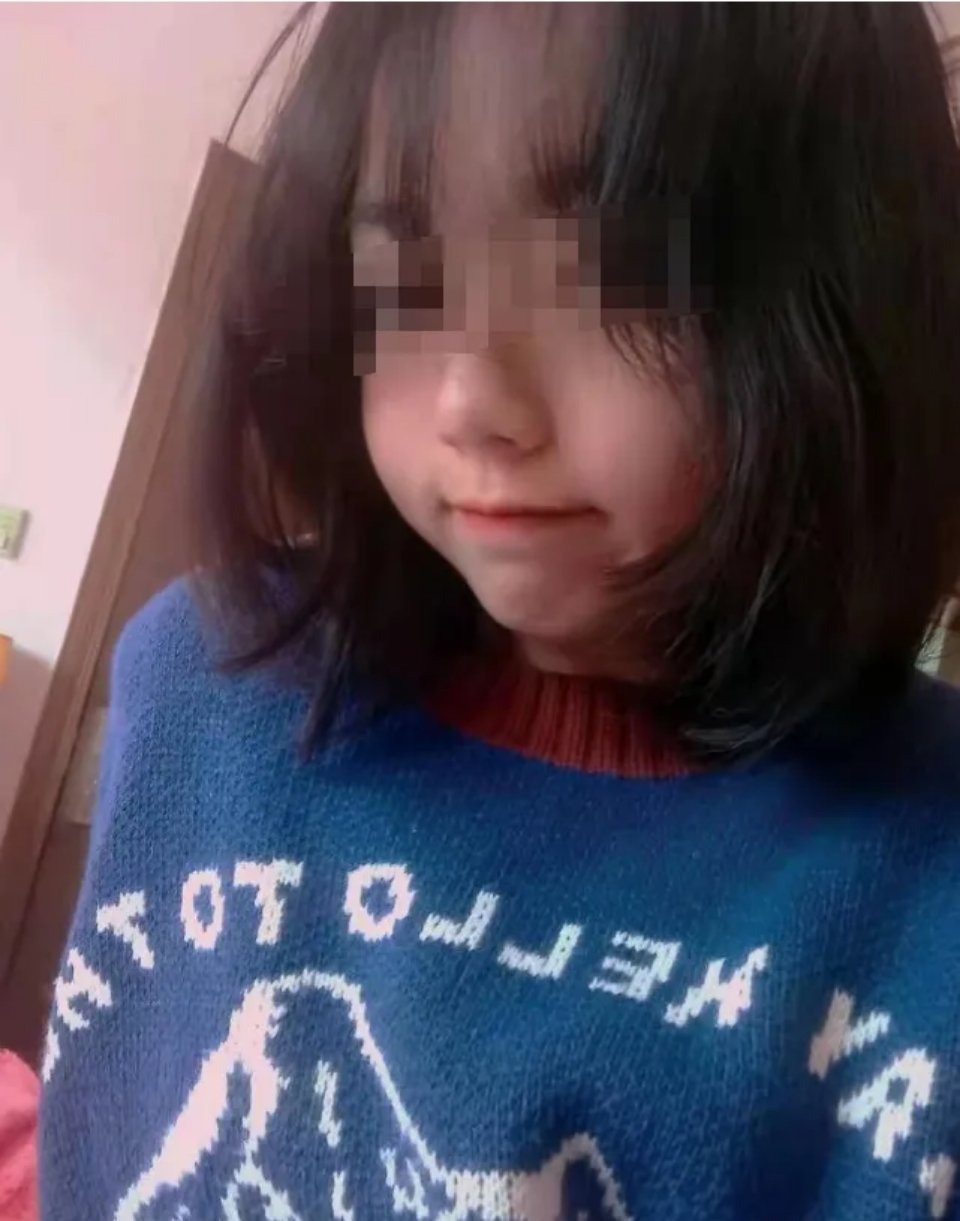 考第一也有错吗？”安徽，13岁女孩小怡月考年级第一，却被班主任叫到办公室谈话，回