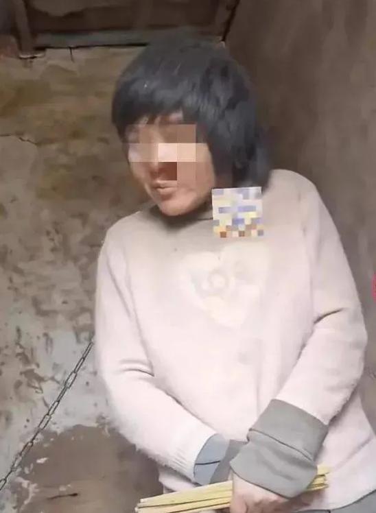 丰县生育八孩女子事件相关案件一审宣判，其丈夫、被告人董志民被判有期徒刑九年。
其