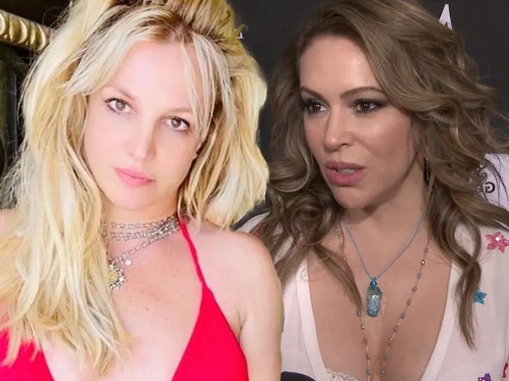 艾丽莎·米兰诺 ( Alyssa Milano )在被歌手公开点名后向布兰妮·斯
