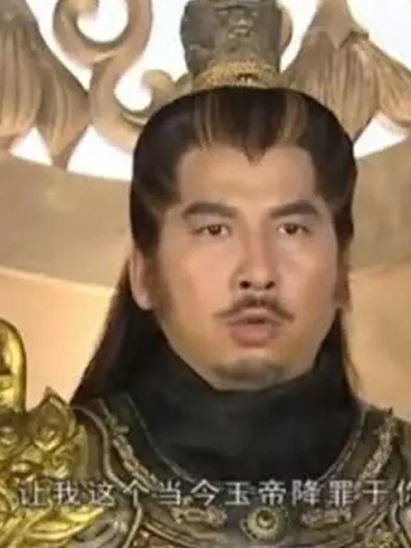 仙侠剧中本体很尊贵的角色，香蜜