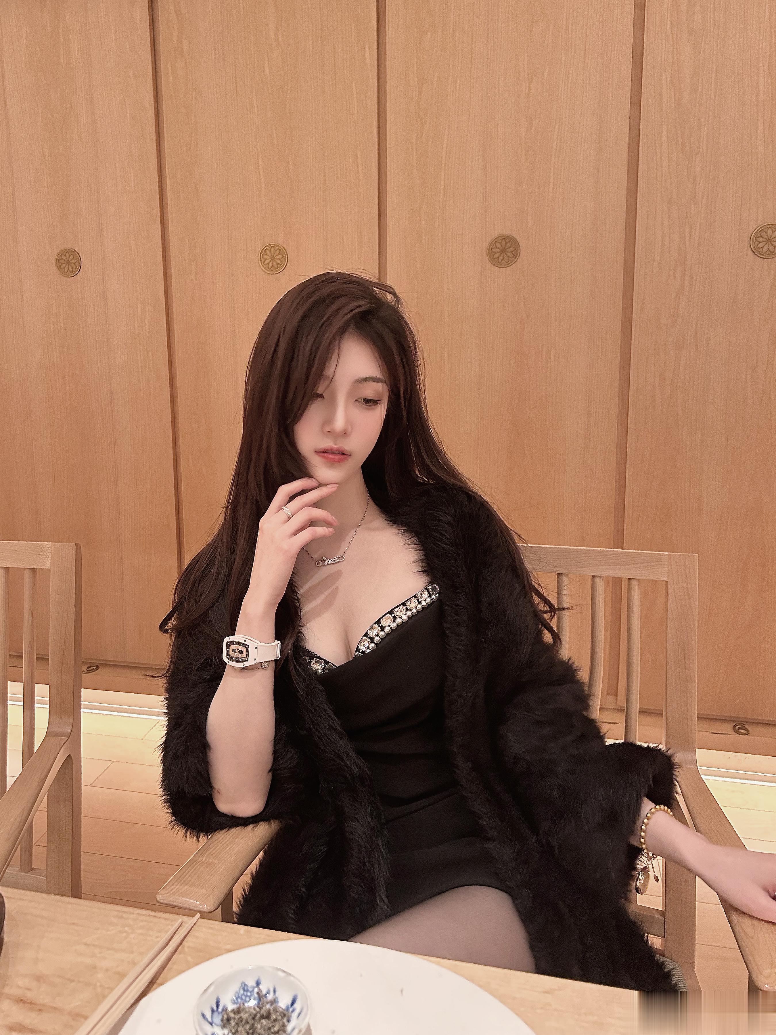 也许路的尽头是 什么 从来都不重要 🖤 ​​​