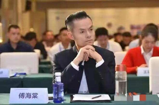 “重仓猛干活不长；浮赢加仓也没好！”这句话出自期货界的四大天王——北丐付海棠。
