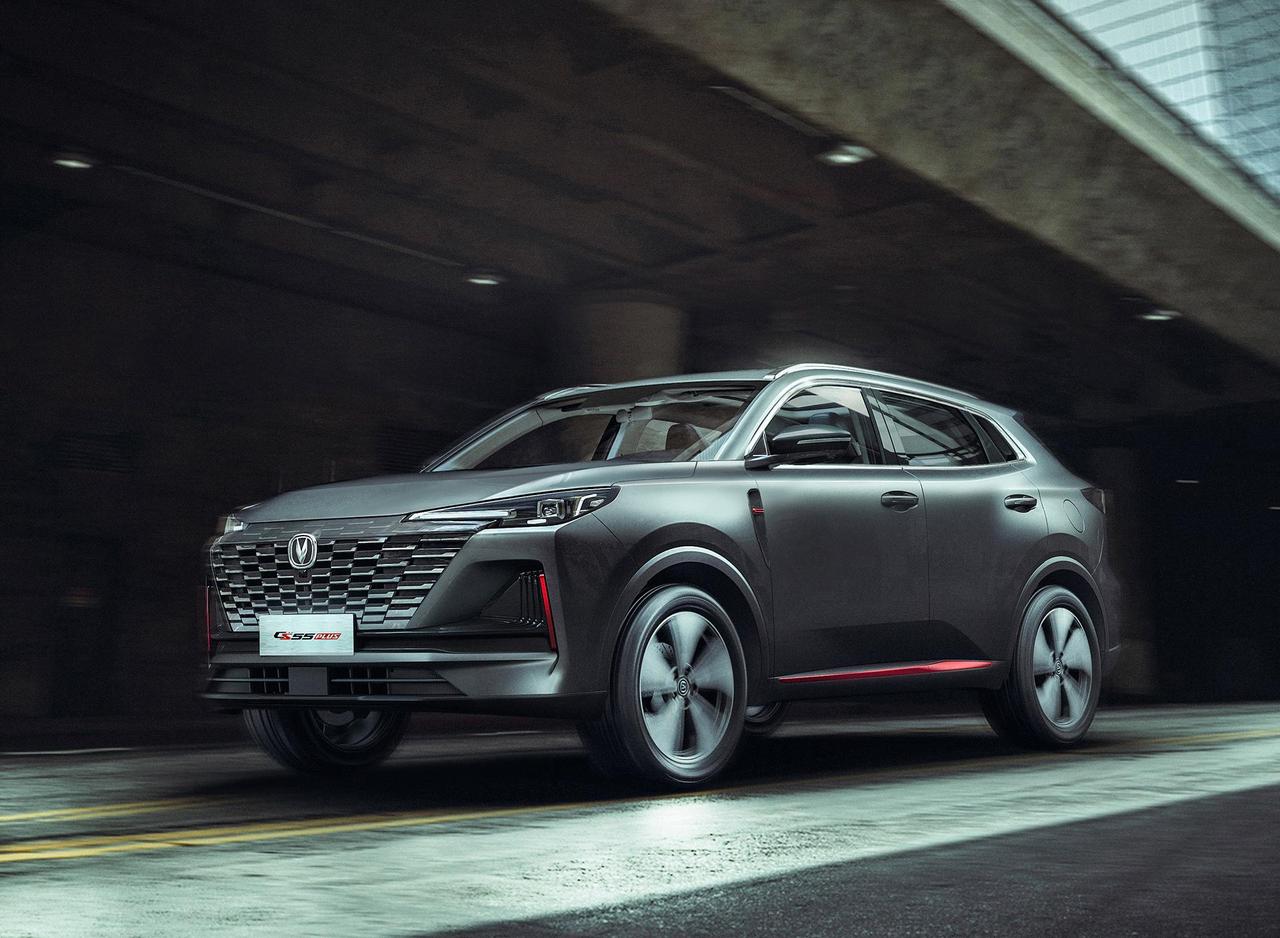 开车是一门技能，也就是熟能生巧。

对于有天赋的人来说，或许很快就掌握了这门技能