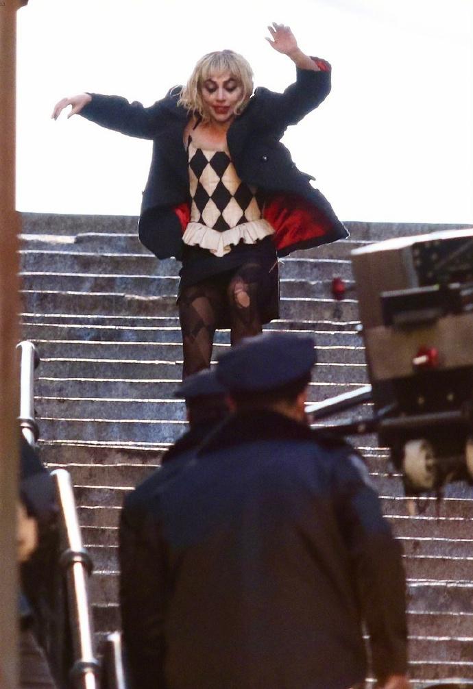 『疯癫时刻』嘎嘎 Lady Gaga 与 Joaquin Phoenix 双双亮