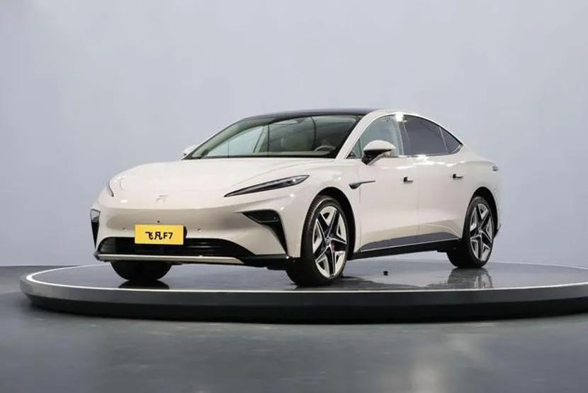 飞凡F7惊艳发布极智高阶中大型纯电轿车预售价28万元起
2月5日，飞凡汽车旗下新