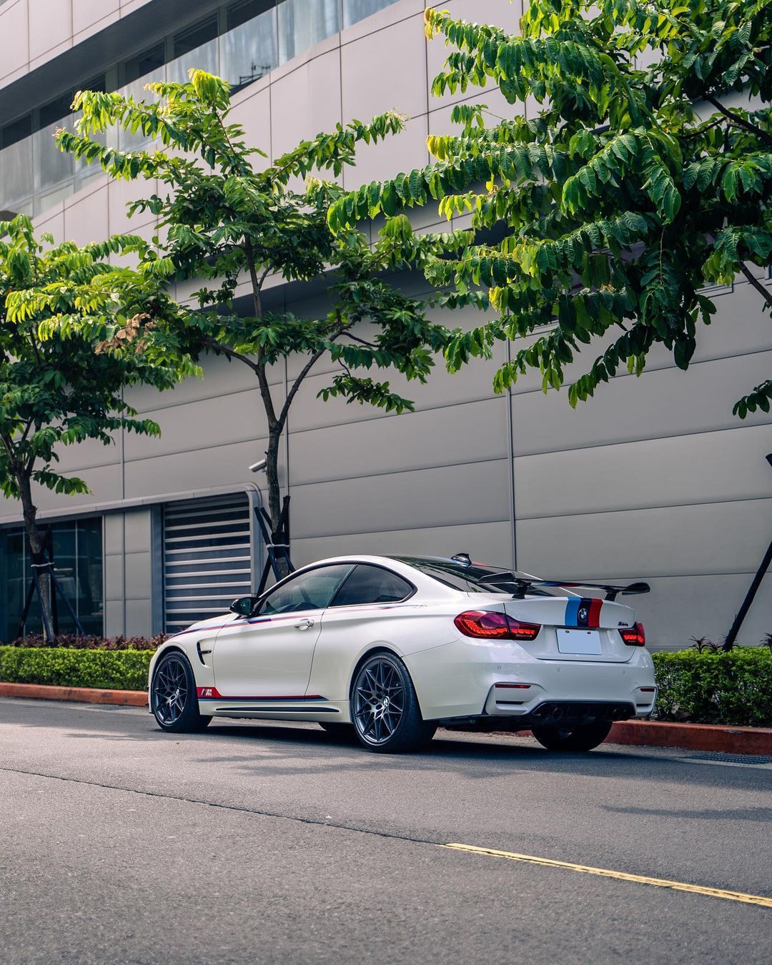 1 of 200 💨BMW 