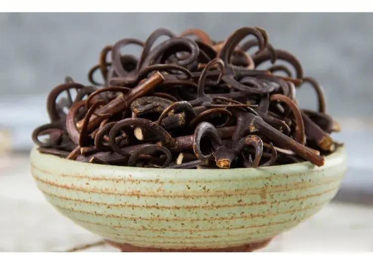 咽痒咳嗽，两味药代茶饮即可[good]喉痒咳嗽是临床常见、多发病症。其特点是咽喉