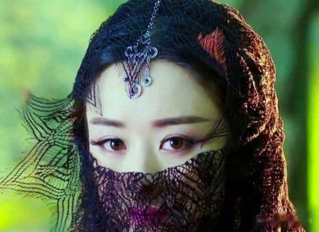“蒙上面纱”的四位女神，赵丽颖神秘，唐嫣惊艳，看到谭松韵：太绝了！
哈喽！大家好