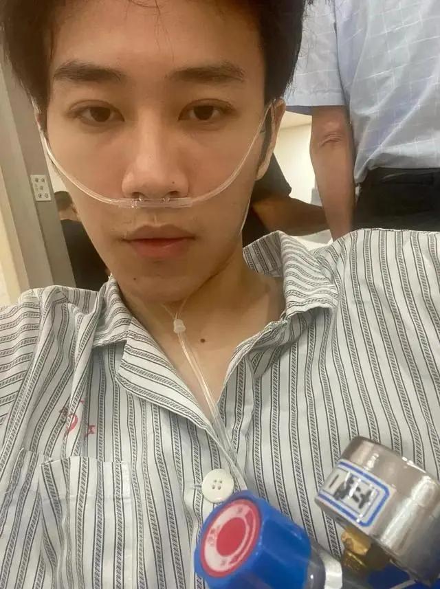 26岁练习生查出肺癌晚期，不抽烟不喝酒，6年前母亲因相同疾病去世
肺癌年轻化趋势