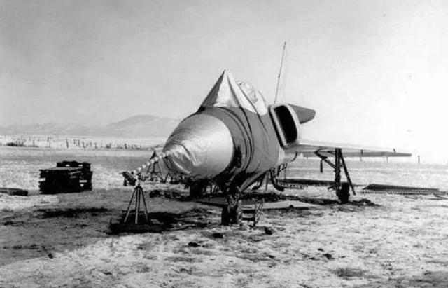 1970年2月2日一个寒冷的冬日，加里·费斯克和他的同僚们在美国北达科他州米诺特