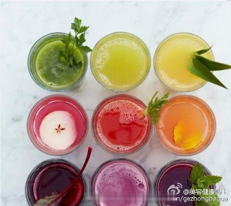 【送给自己的身体10个健康承诺】作为珍爱自己的特别礼物。1、每天8小时睡眠，2、