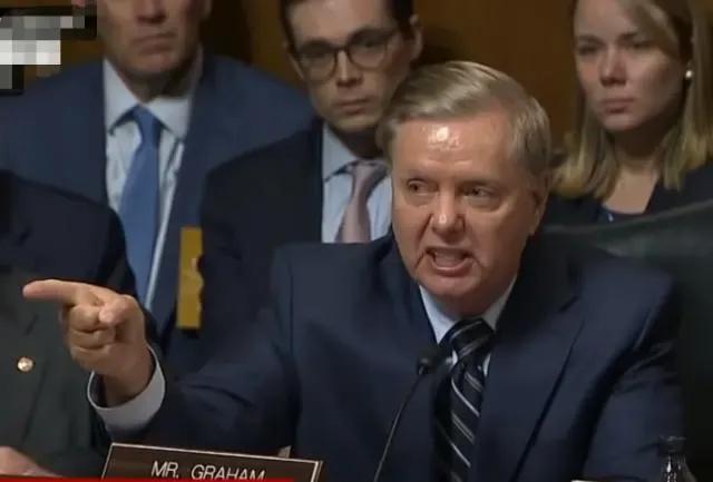 美议员妄称“台湾将战至最后一人”，美国这是要决定台湾人民的生死吗？
近日，美国参