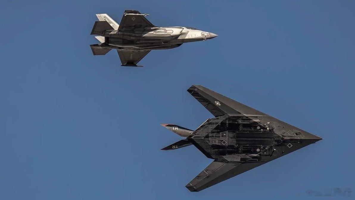 美国空军计划在 2034 年之前保留其剩余的适航 F-117A 进行有限的服役，