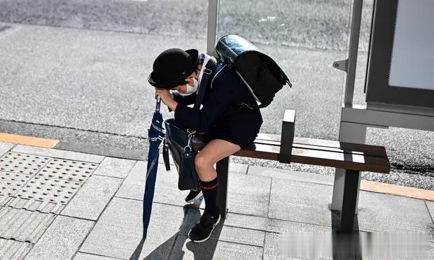 说起日本小学生，脑海中是否就浮现出学童背著书包「Randoseru」（ランドセル