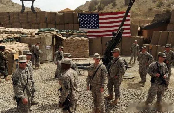 短短24小时不到，美国“非法驻地”被轰炸2次

来源:铁血观世界

据俄罗斯媒体