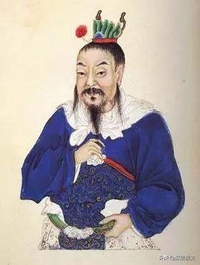 祭遵，年轻的时候就喜爱经书。他家里很有钱，而祭遵恭谨俭朴，不爱穿华丽衣服。曾被衙