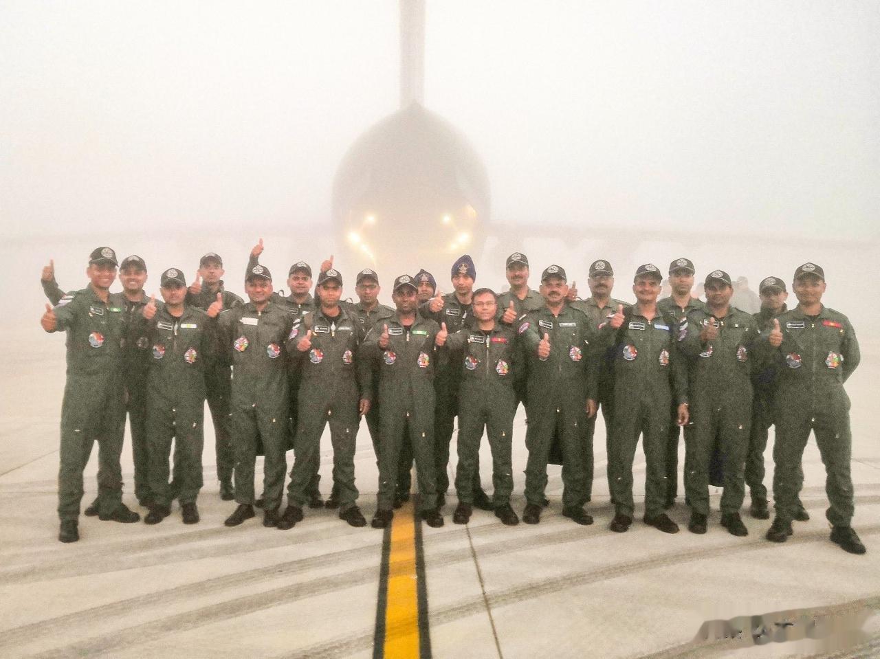 3月6 日至24 日，印度空军战机飞往英国瓦丁顿空军基地，与英国以及美国、芬兰、