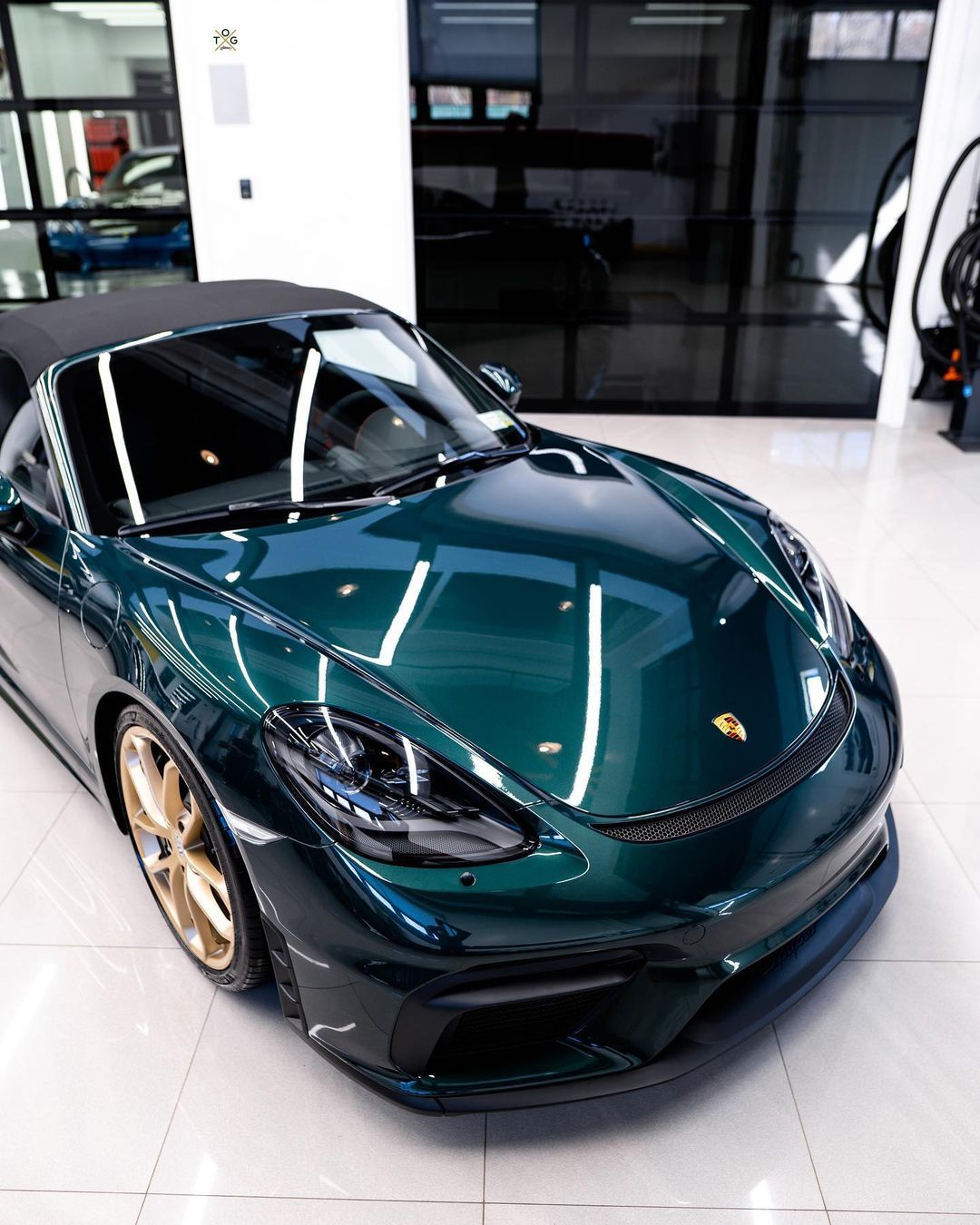 Jet Green Metallic｜PTs Porsche 718 Spyde