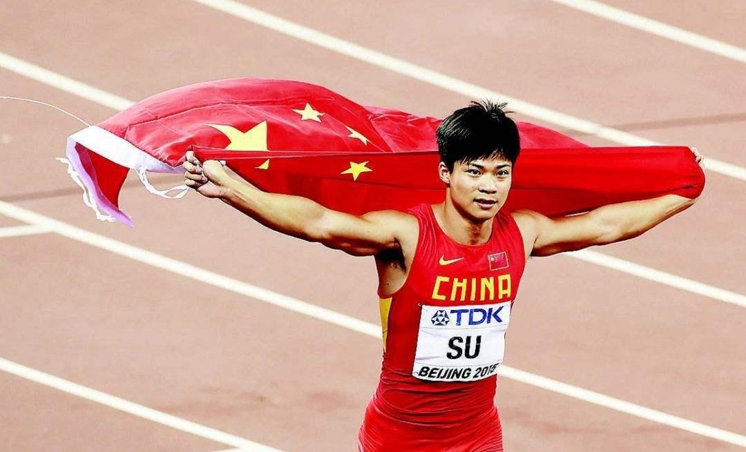 作为亚洲第一飞人，苏炳添在国内和国际上享有盛誉，但是最近将他送上热搜的不是因为又
