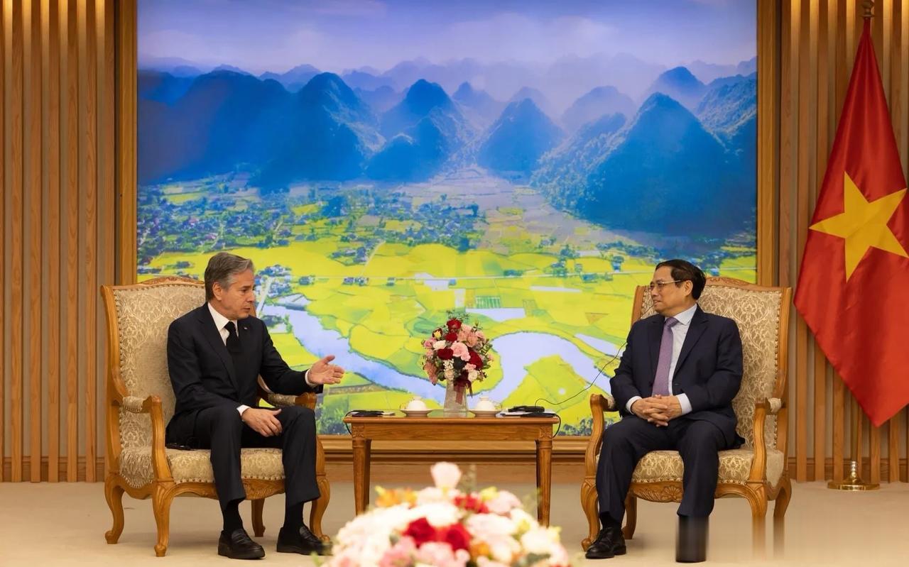 美国务卿布林肯4月15日在越南表示，美愿帮助地区国家提高海域态势感知能力，应对其