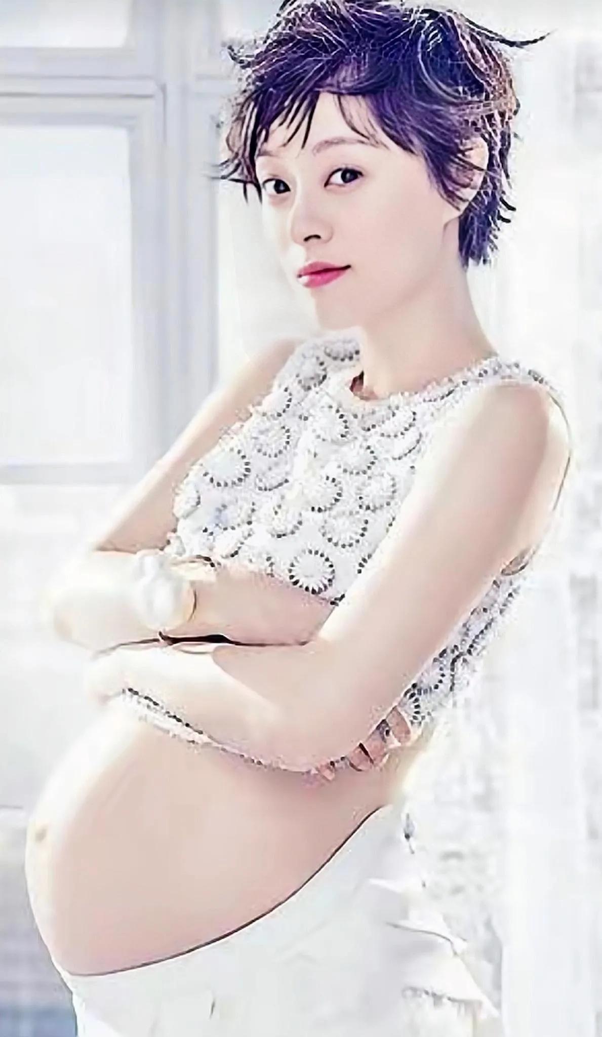  孙俪！ 我心目中的女神！ 漂亮就不用说了，身材好，性格好，演技好！脸是名画，性