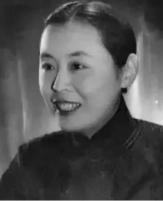 1960年，省吃俭用女校长吃红烧肉被判死刑，调查后：她是潜逃15年的汉奸
196