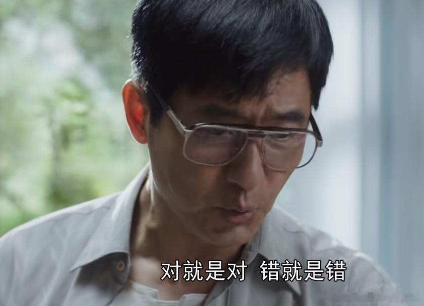 你以为的是你以为的，根本代表不了我以为的，这世上就没有什么应不应该，只有愿不愿意