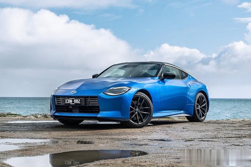 2023款日产Z，搭载3.0T