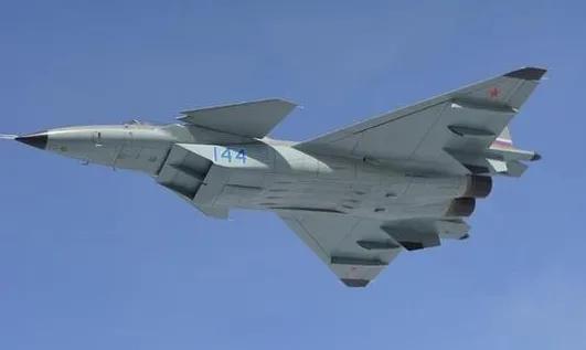 米格1.44隐形战斗机——专门为了对抗F-22“猛禽”而生，结果F-22都快要退