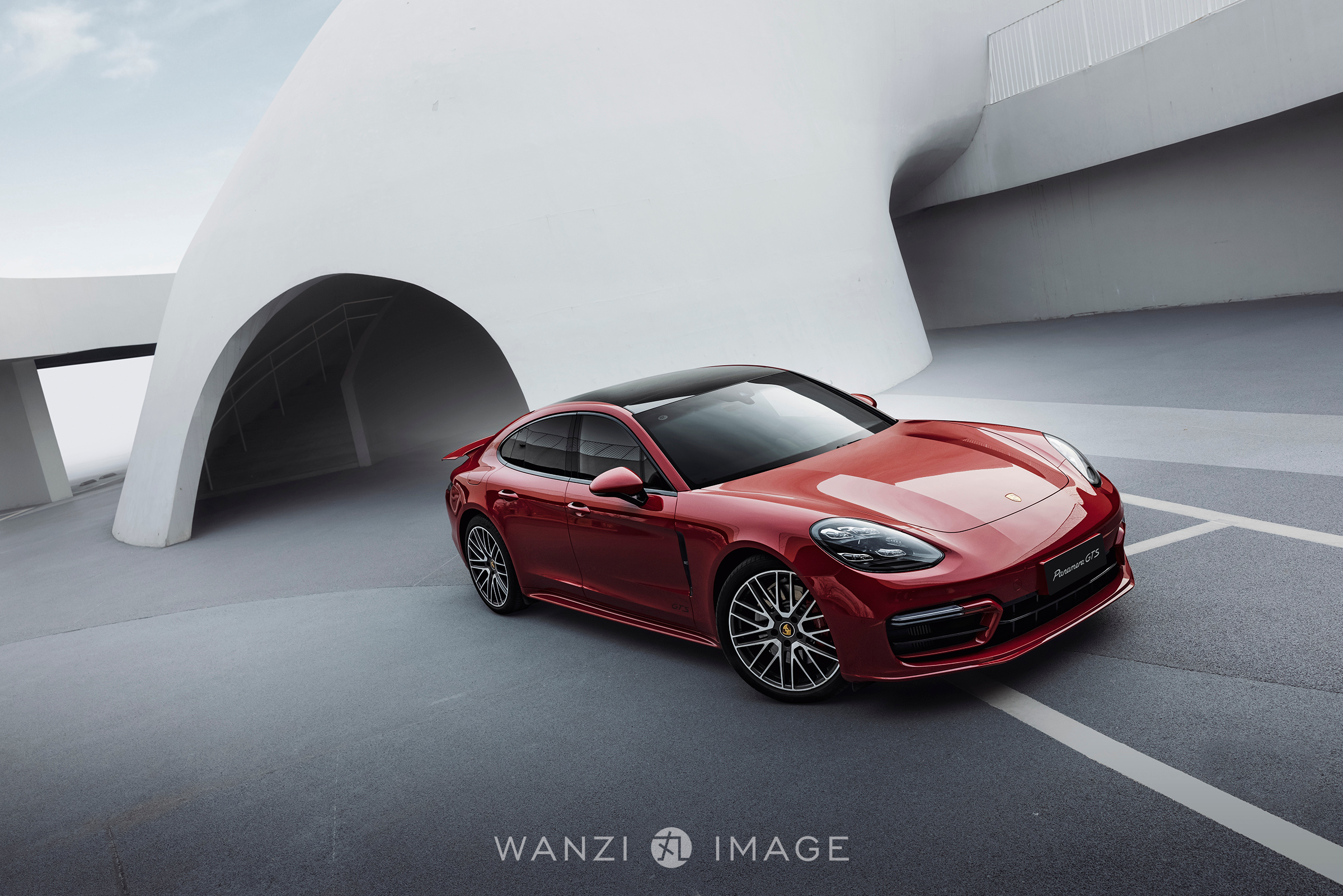 滴水湖畔拍的Panamera GTS就爱大V8，环保去TM（不要错过最后一张） 