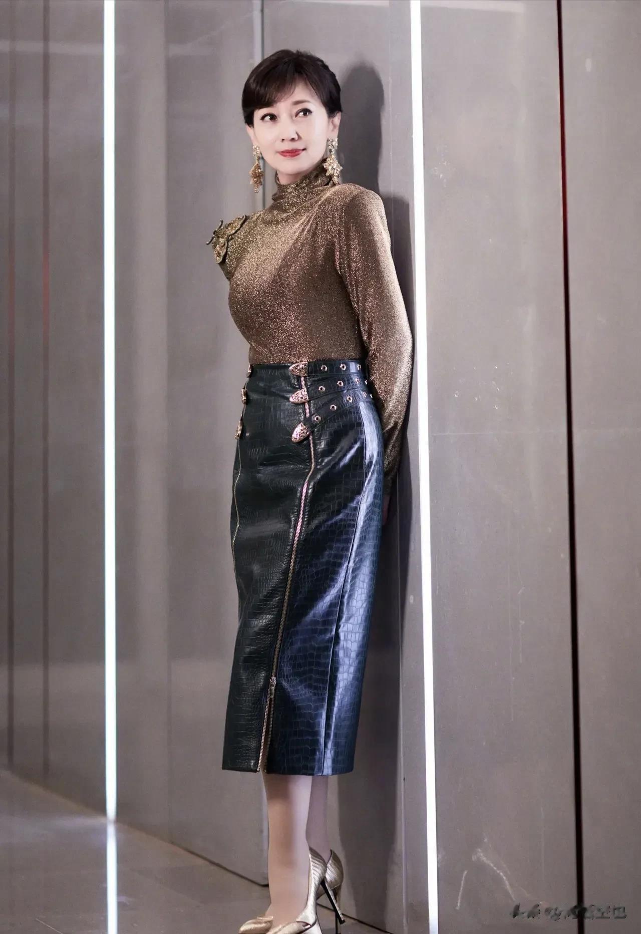 说眼前的赵雅芝已经69岁了，我真的很难相信，这个状态真是好到让人难以置信，69的