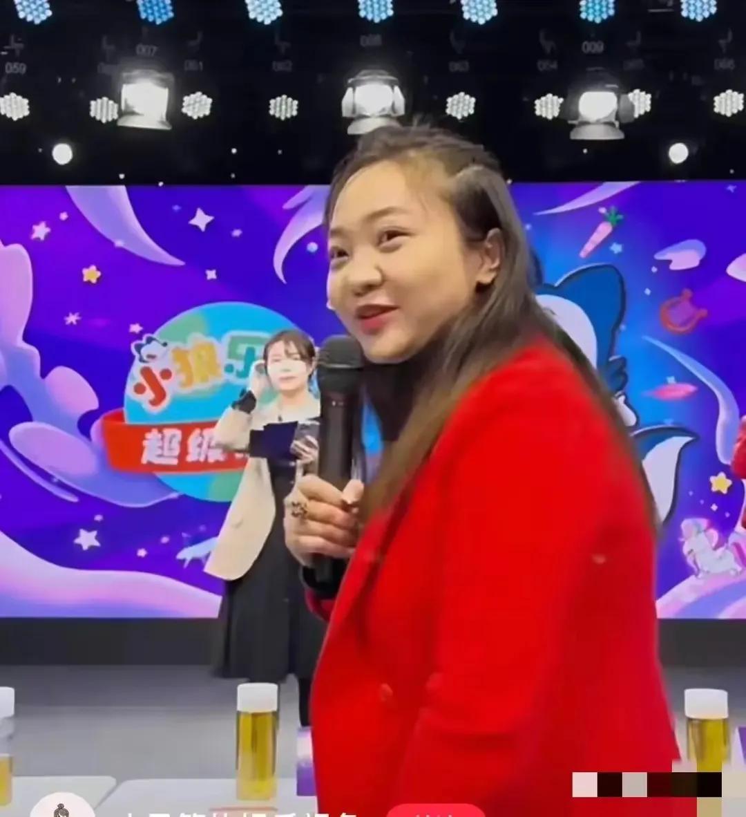 林妙可，彻底“残”了！

这还是林妙可吗？一个学艺术的学生，一个唱响奥运的红人，