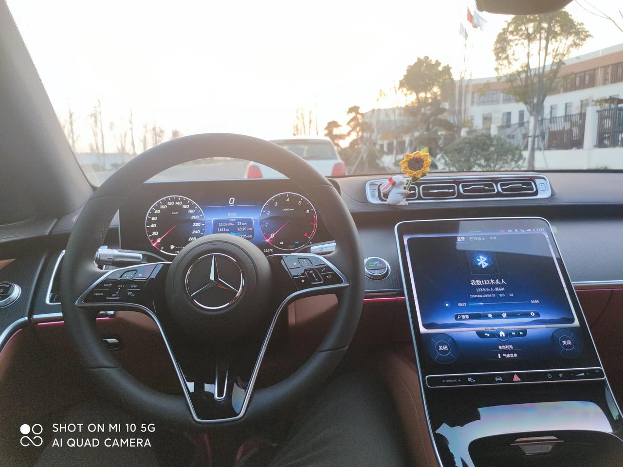 女孩子发单身相亲的头条，是不是真的单身找对象，还是掌握了流量密码？

时不时刷到