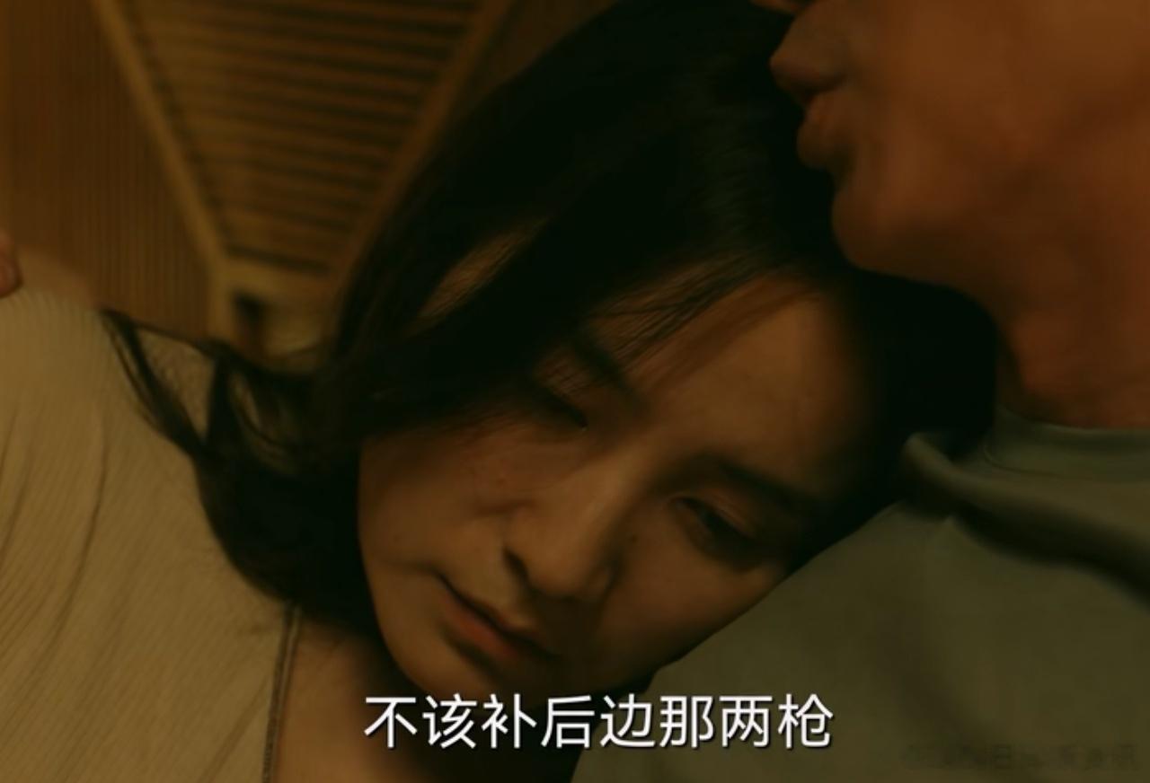 爱辨对错的男人很难过好婚姻生活。《回响》里警察妻子刚刚完成一件让她情绪不稳又很重