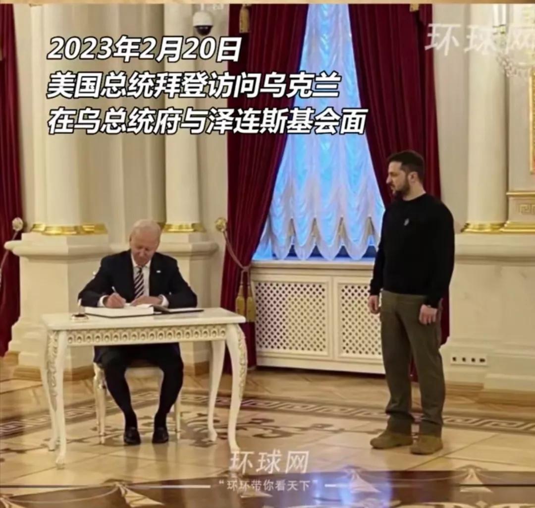 的至高境界[奸笑]由和向大家展示！像奴才一样站着向宾客做汇报／听指示！