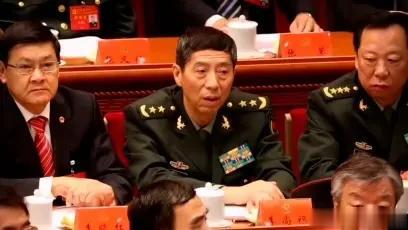  中美较量未来有戏看了

为什么这么说？因为首位被美恶意“制裁”的解放军上将李尚