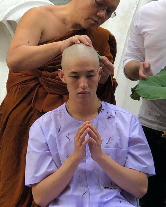   
自热播泰剧《铁石心肠2019》大结局后，男主扮演者Thanapob便于日前