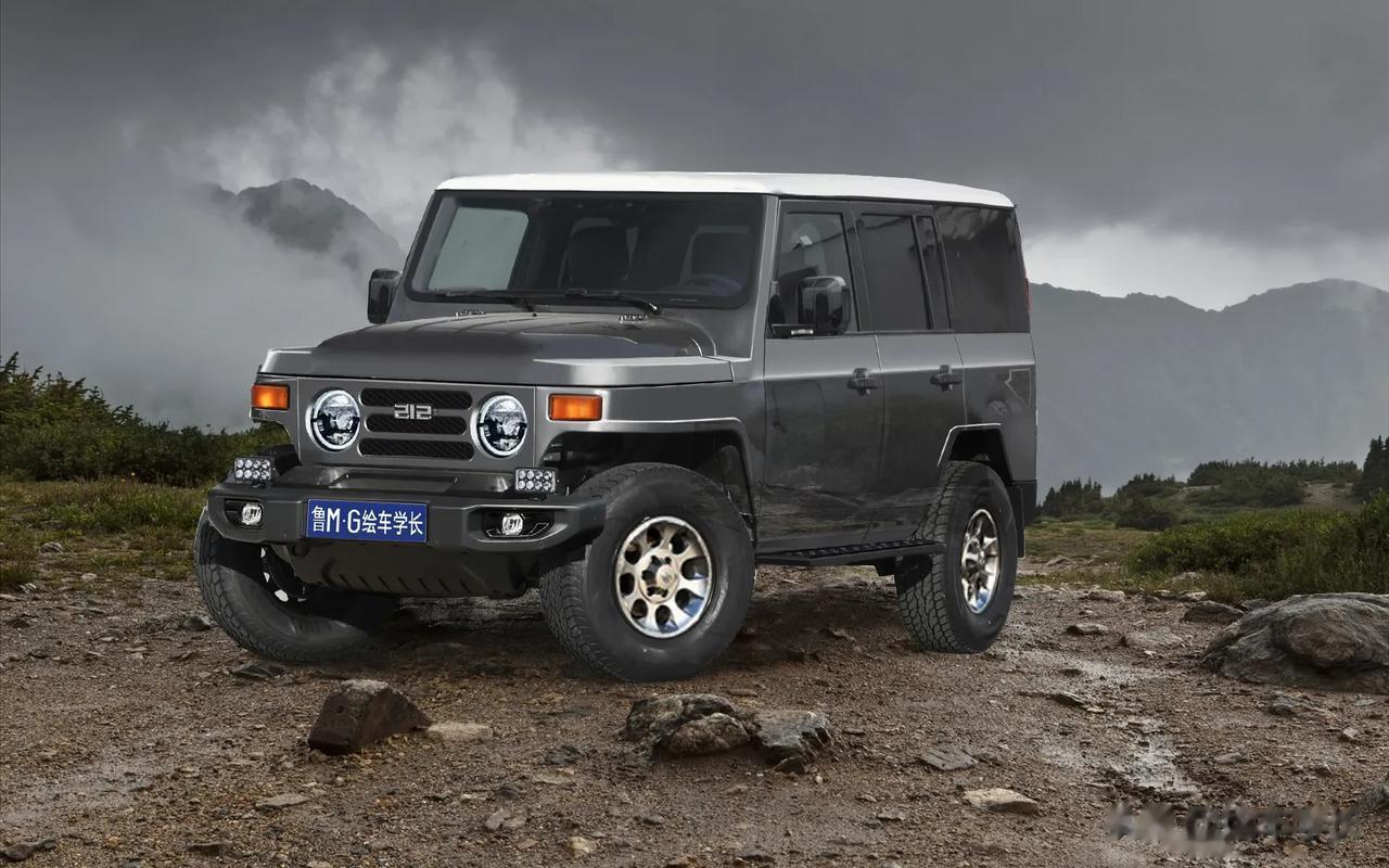北京BJ212吉普新款猜想，最大限度保持现有经典造型，精致程度更加提升，前杠更换