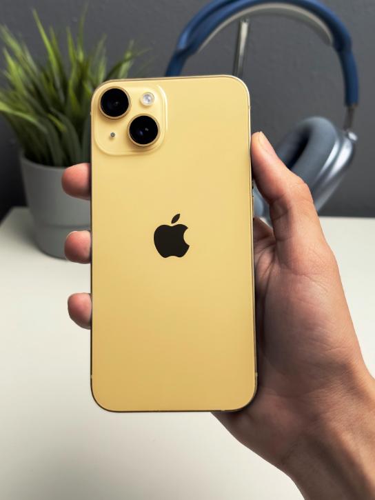 全新配色的新iPhone，还要开个发布会？科技媒体MacRumors从多个渠道获