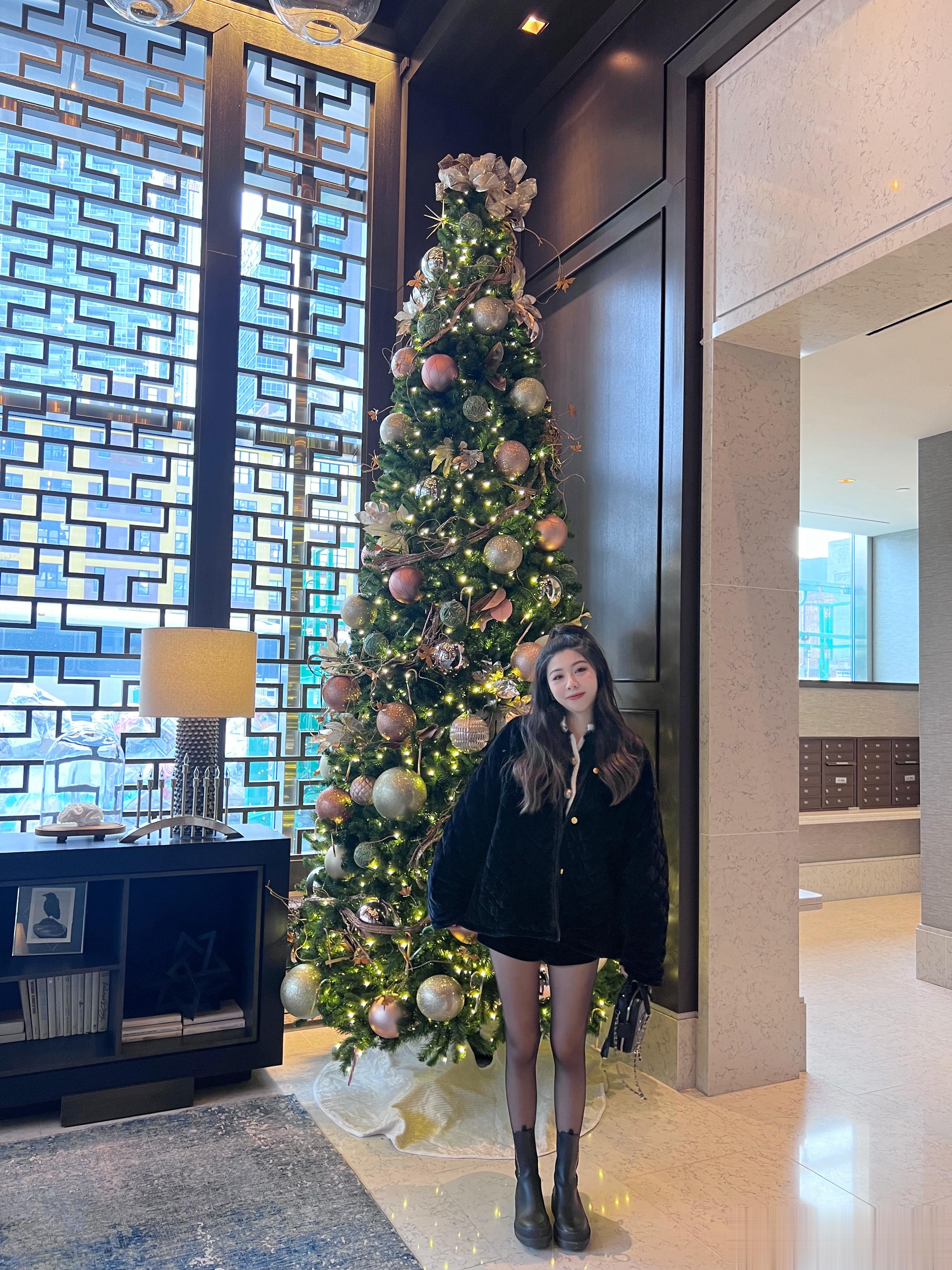 纽约的圣诞氛围越来越浓了🎄  ​​​