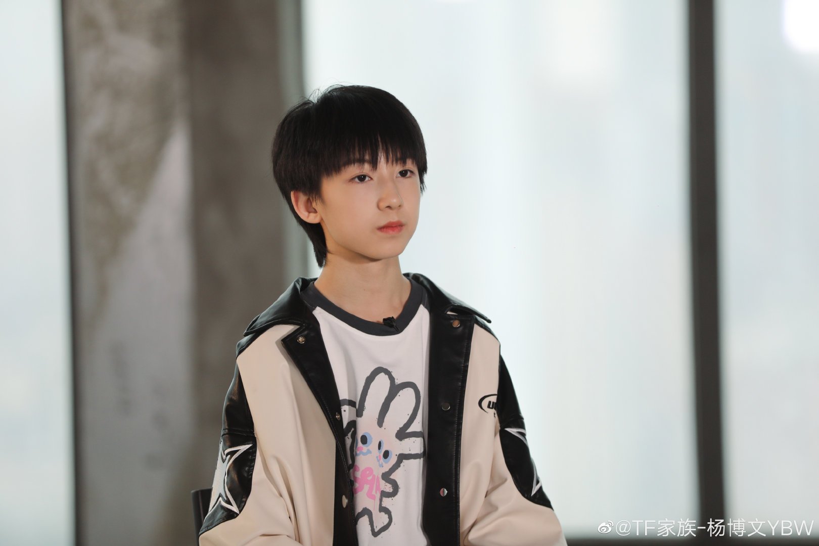 杨博文 王牌主舞杨博文 携梦扬帆博众闻# 视频有暂停键 我对你的爱意没有 让爱延
