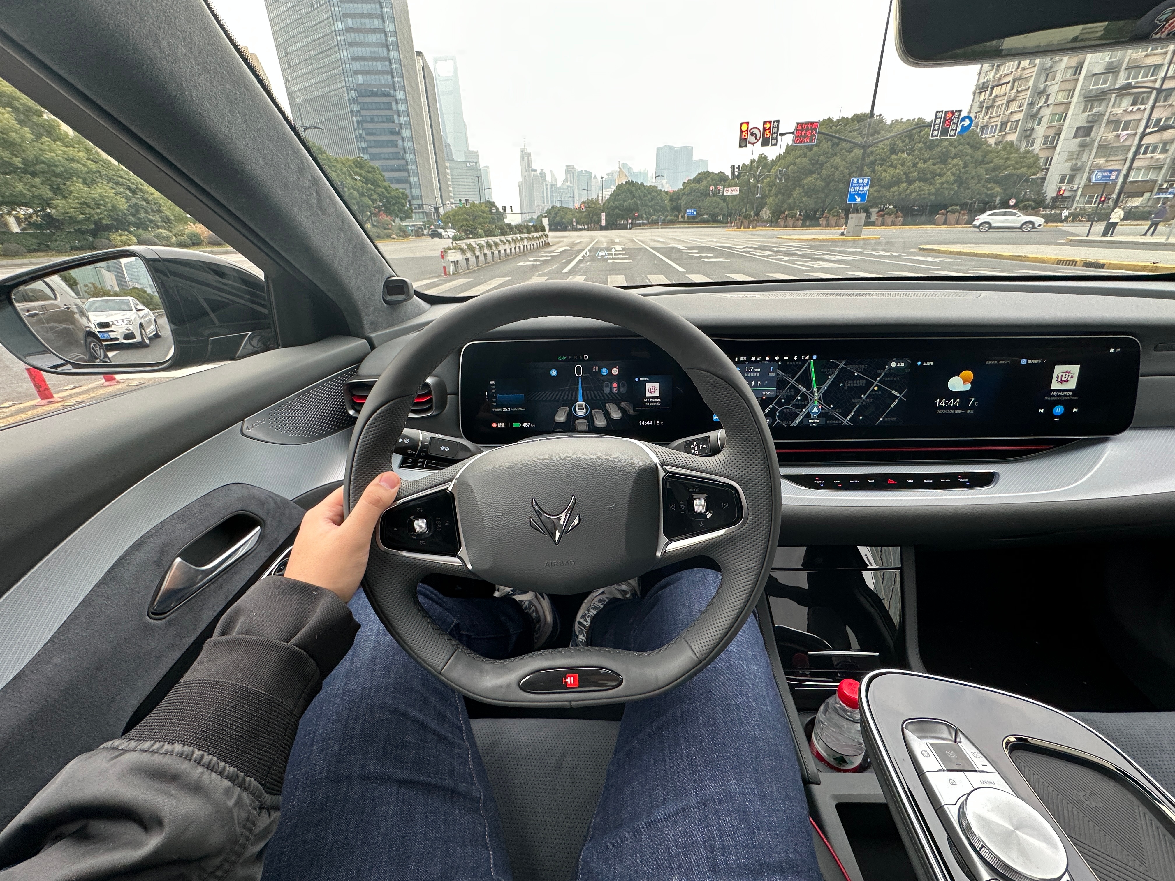 <p>极狐这套NCA的辅助驾驶
