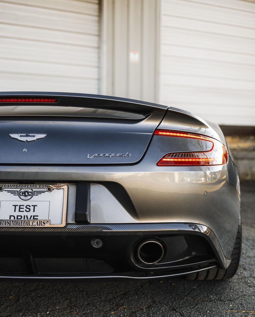 阿斯顿·马丁 Vanquish Volante ​​​